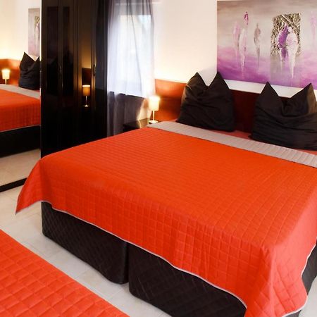 Haus Gronau Apartment Бергиш Гладбах Екстериор снимка