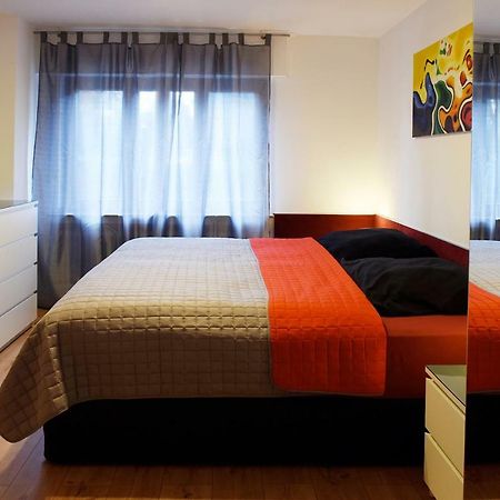 Haus Gronau Apartment Бергиш Гладбах Екстериор снимка