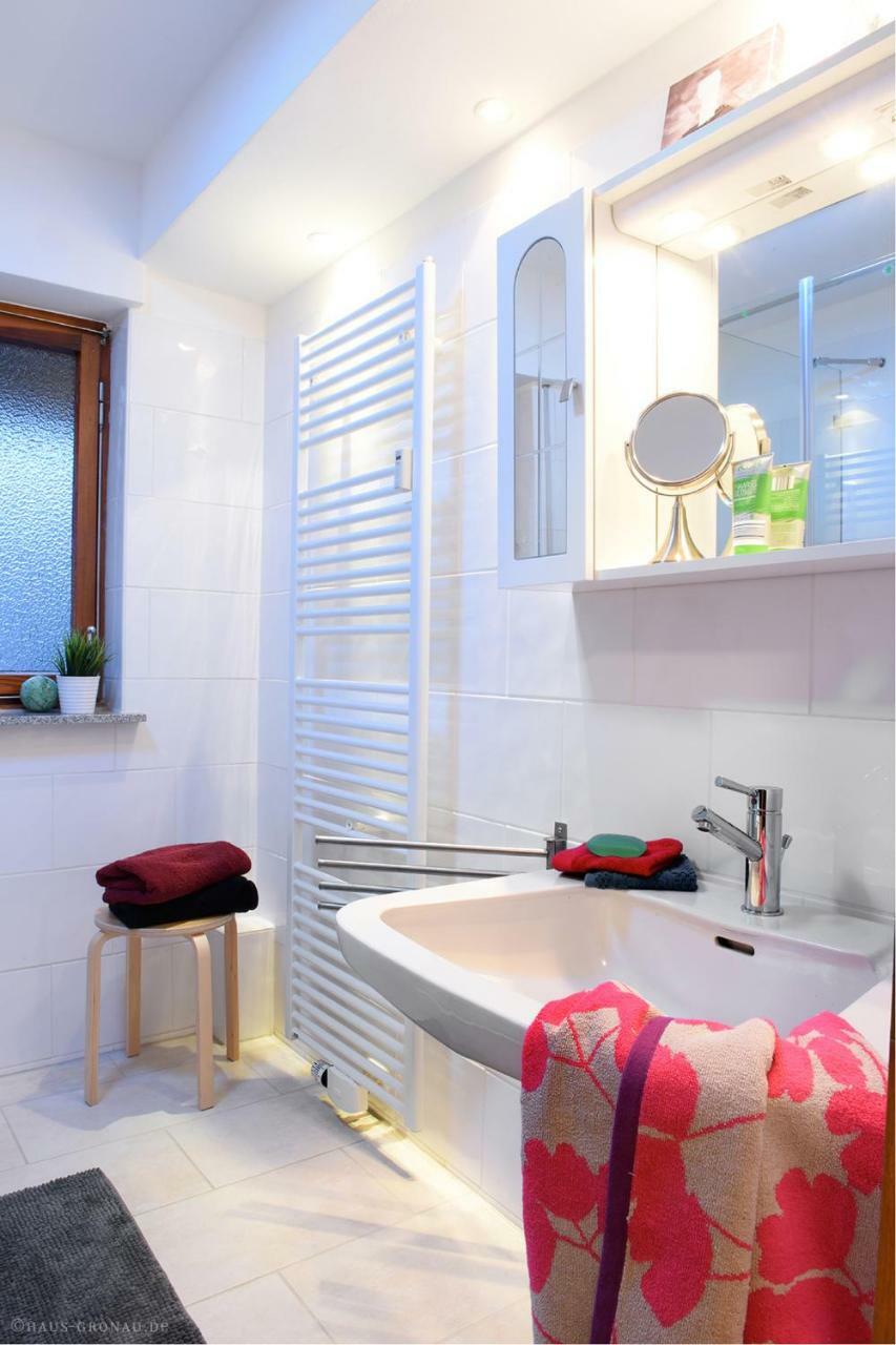Haus Gronau Apartment Бергиш Гладбах Екстериор снимка