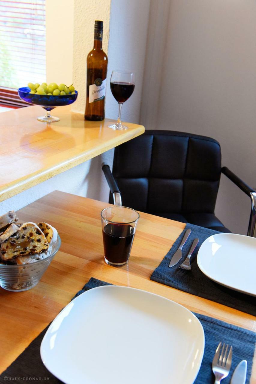Haus Gronau Apartment Бергиш Гладбах Екстериор снимка
