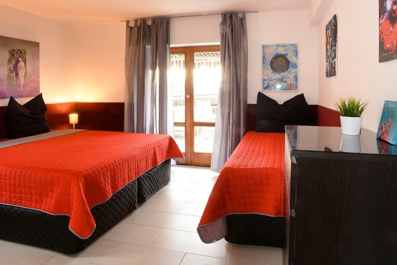 Haus Gronau Apartment Бергиш Гладбах Екстериор снимка