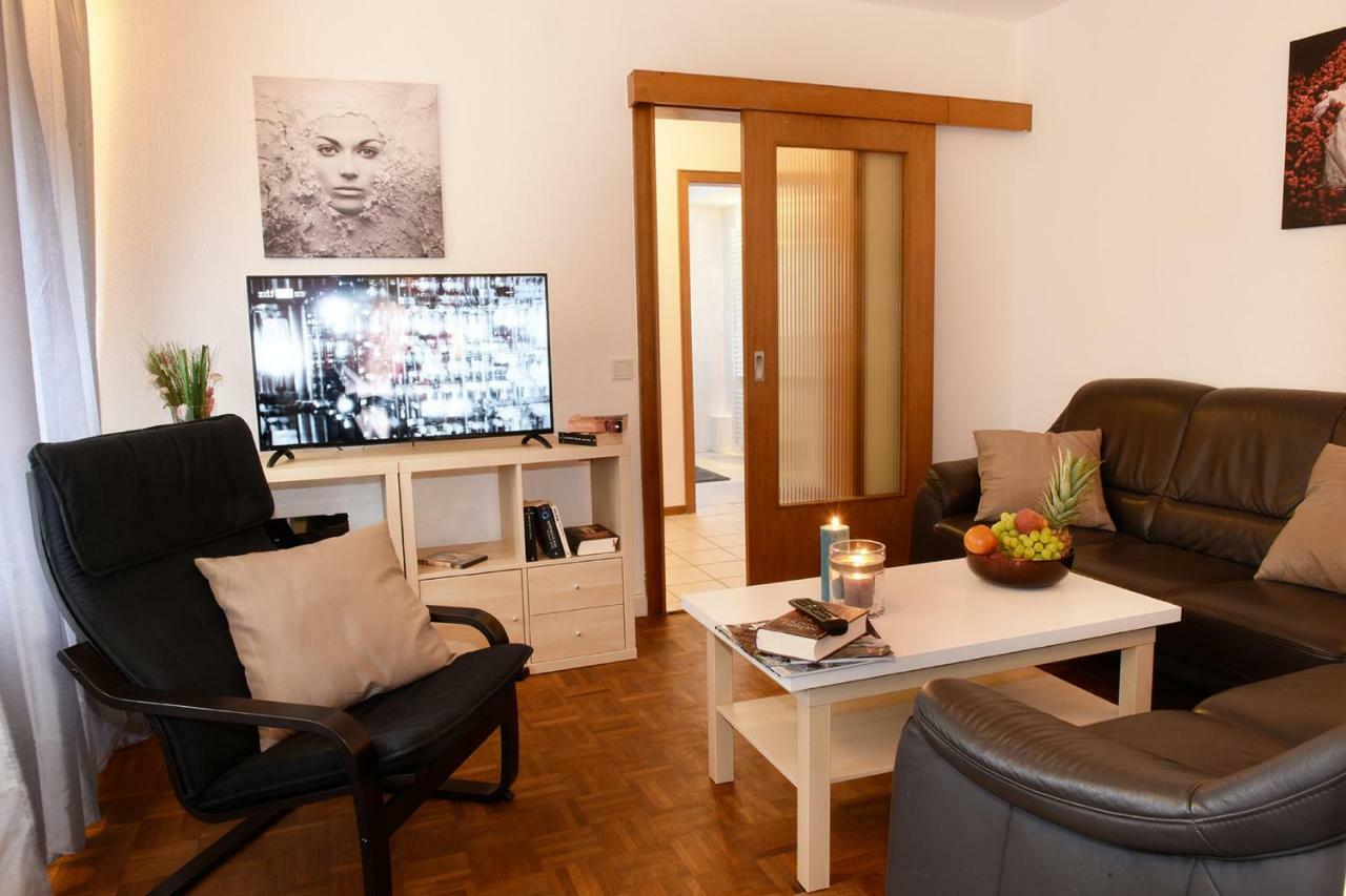Haus Gronau Apartment Бергиш Гладбах Екстериор снимка