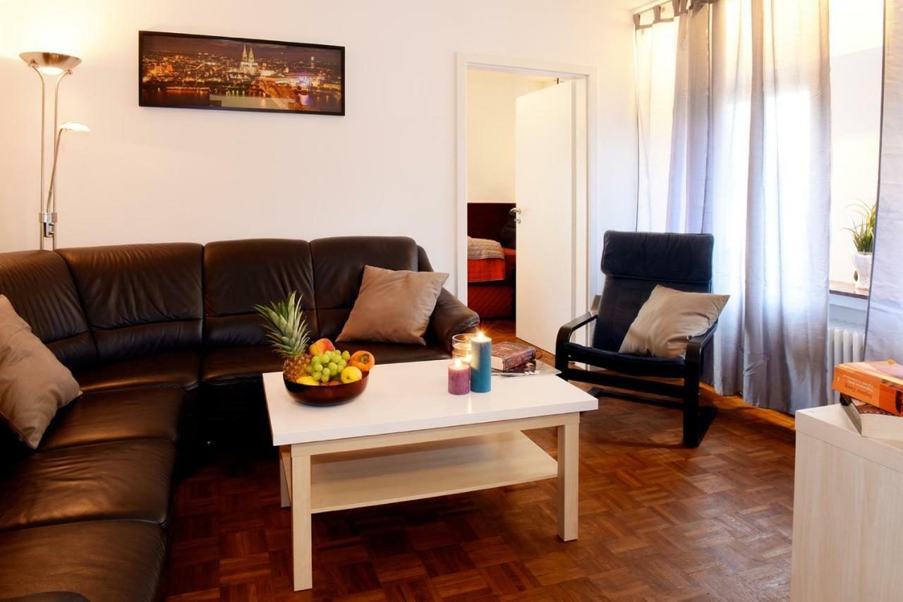 Haus Gronau Apartment Бергиш Гладбах Екстериор снимка